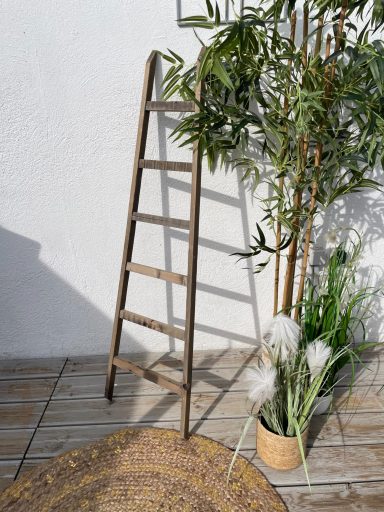 Location échelle bois décoration